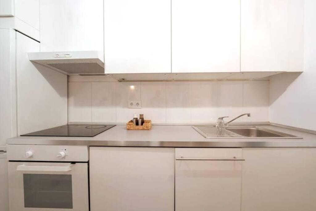 Apartamento A Estrenar En Calle Alcazares Севиля Екстериор снимка