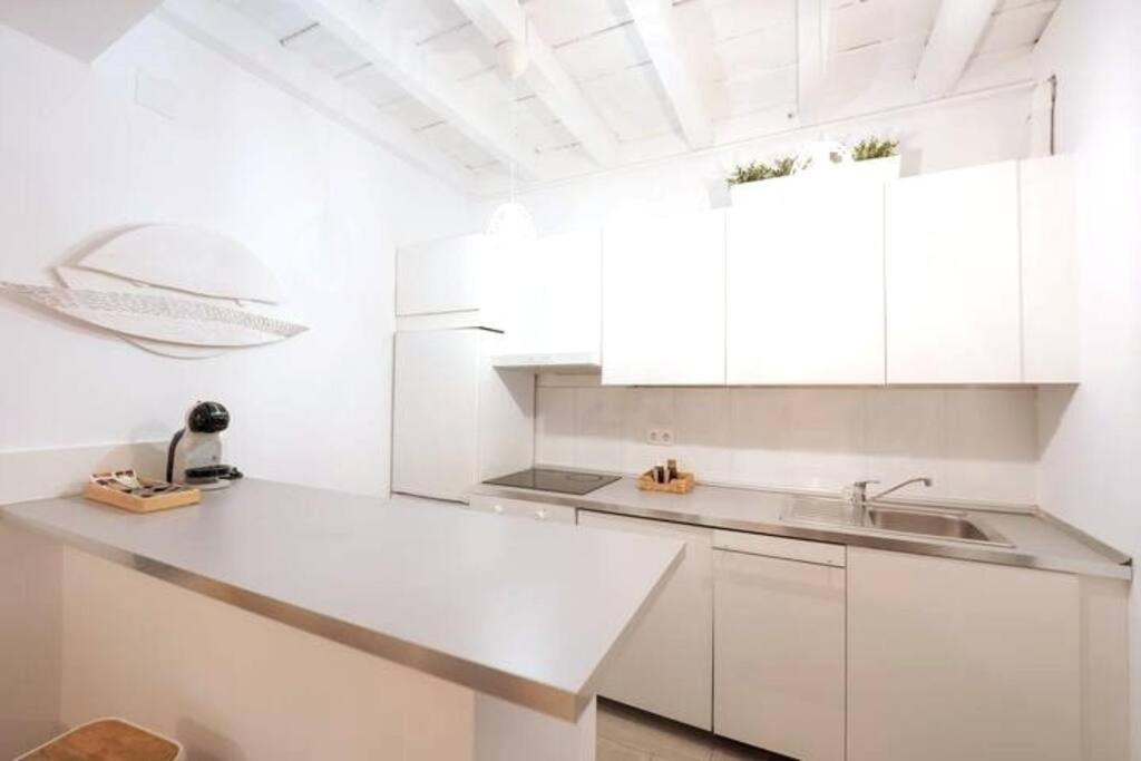 Apartamento A Estrenar En Calle Alcazares Севиля Екстериор снимка