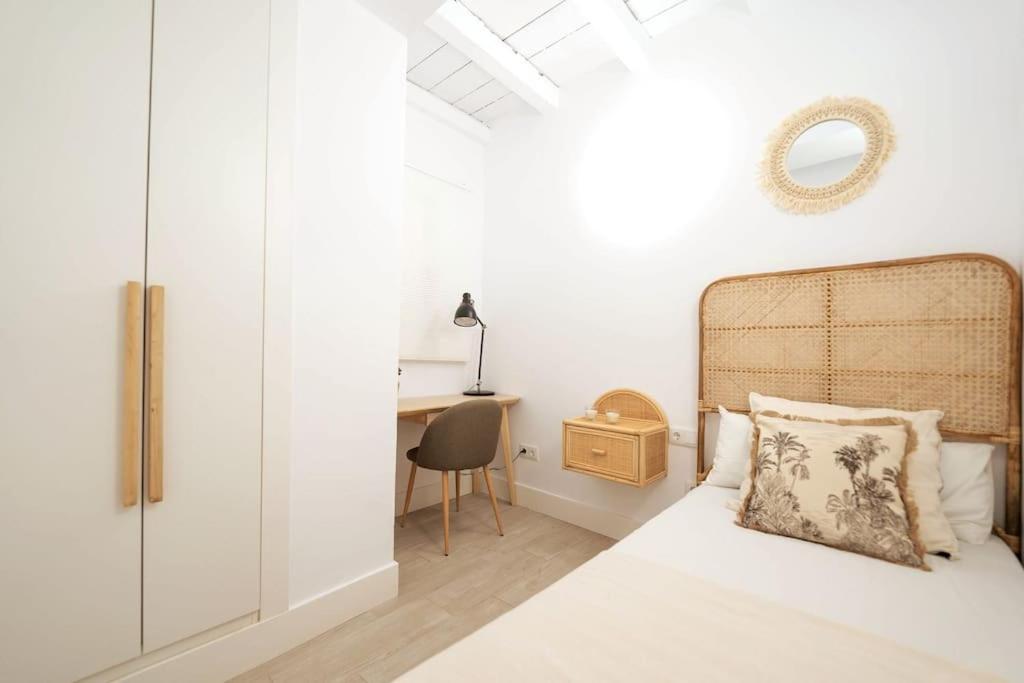 Apartamento A Estrenar En Calle Alcazares Севиля Екстериор снимка